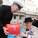 LONDON POPPY DAY   7679